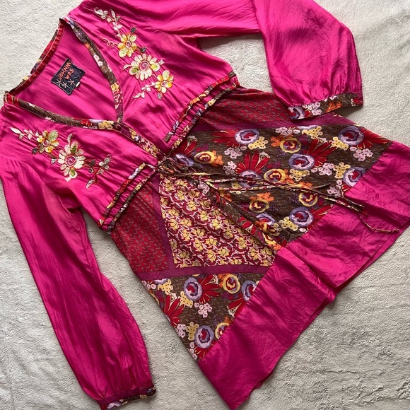 Johnny Was Floral Embroidered Patchwork Long Sleeve Tie Button Tunic Top Pink - Picture 1 of 17
